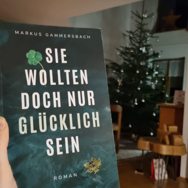 Leser mit Buch